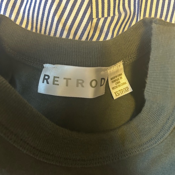 RETROD Olive Green Shoulder Padded Muscle Top - Picture 3 of 3